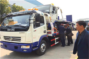 阳泉城区汽车道路救援拖车价格